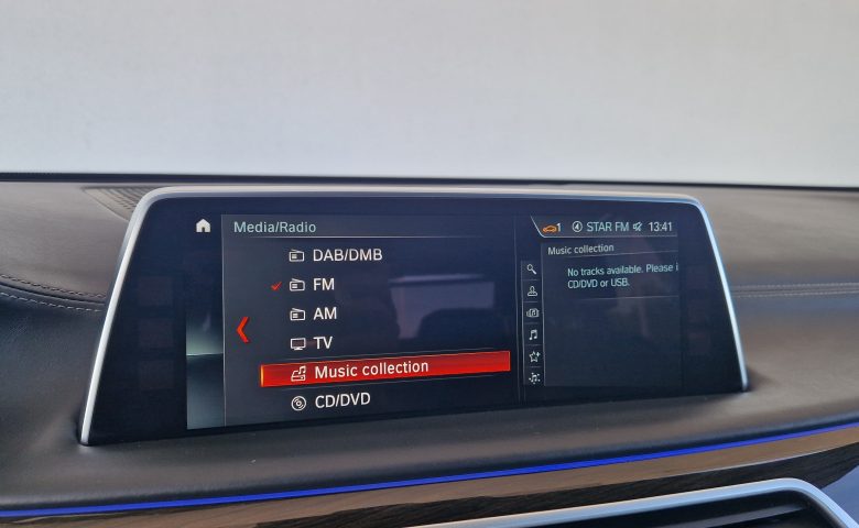 BMW 730