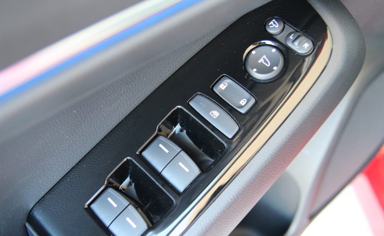 HONDA e
