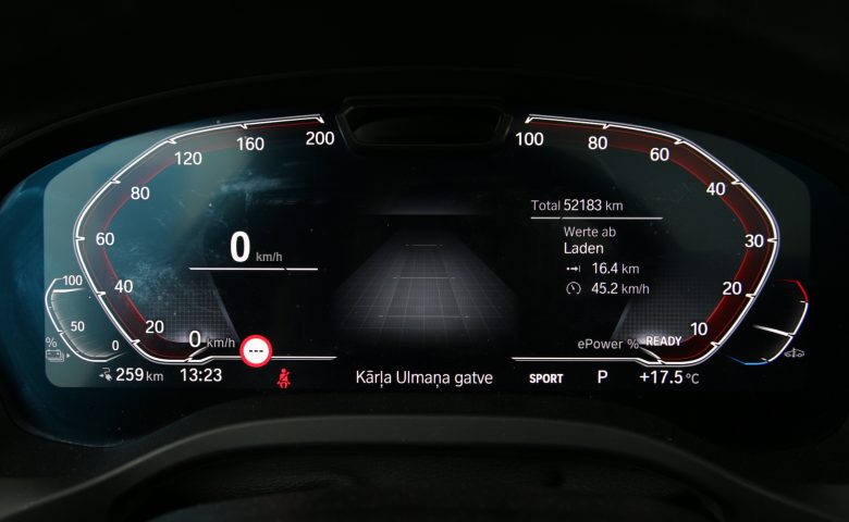 BMW iX