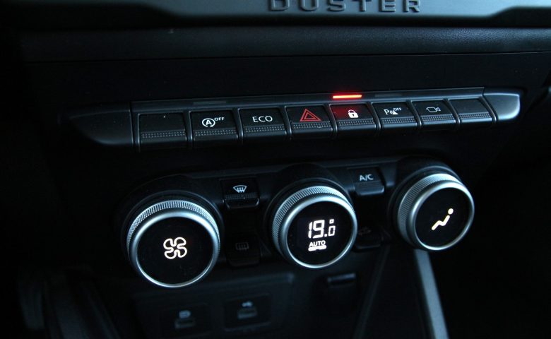 DACIA Duster