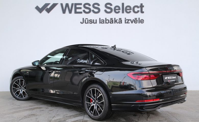 AUDI A8