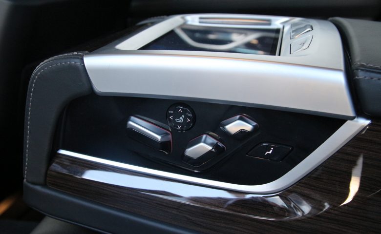 BMW 730