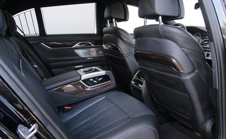 BMW 730