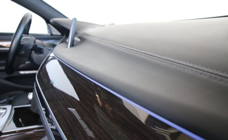 BMW 730
