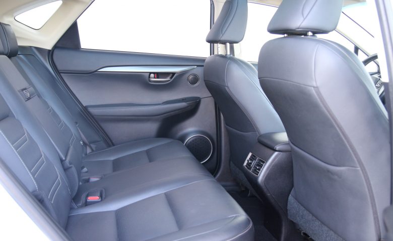 LEXUS NX300h