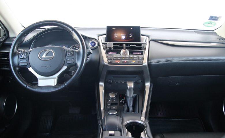 LEXUS NX300h